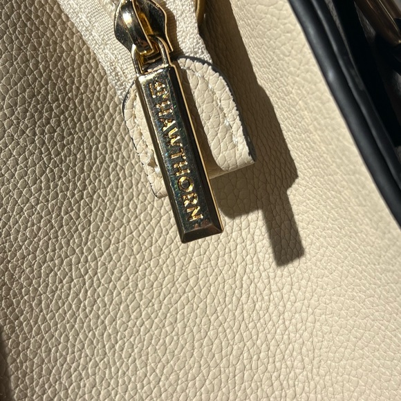 41 Hawthorn Cream Handbag - Picture 7 of 11